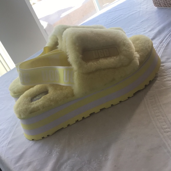 😀UGG YELLOW FLUFFIES😀 - Picture 7 of 11